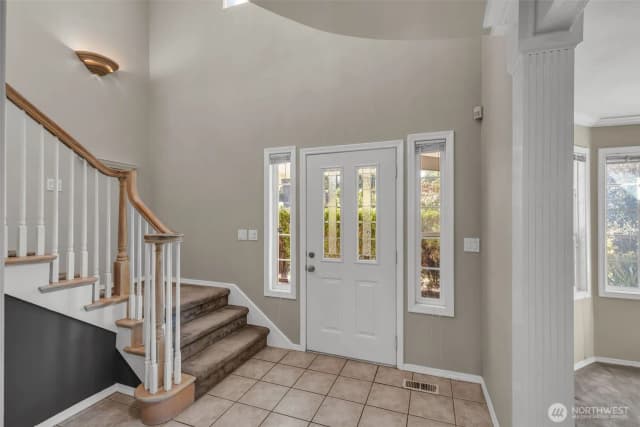 Property photo for 17336 Military Road S, Sea Tac photo 2