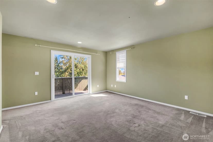 Property photo for 17336 Military Road S, Sea Tac photo 14