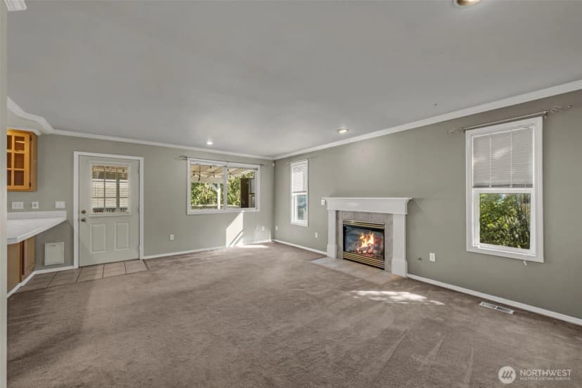 Property photo for 17336 Military Road S, Sea Tac photo 9