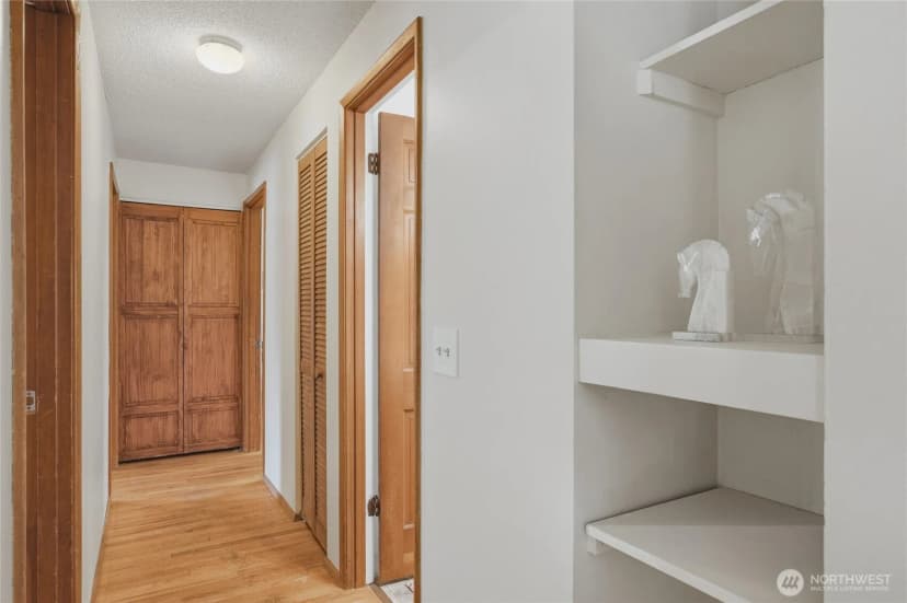 Property photo for 15627 Se 11th Street, Bellevue photo 13