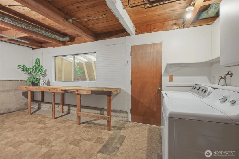 Property photo for 15627 Se 11th Street, Bellevue photo 15