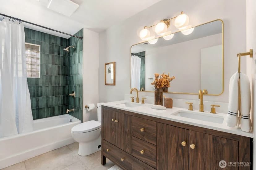 Property photo for 10515 12th Avenue Nw, Seattle photo 16