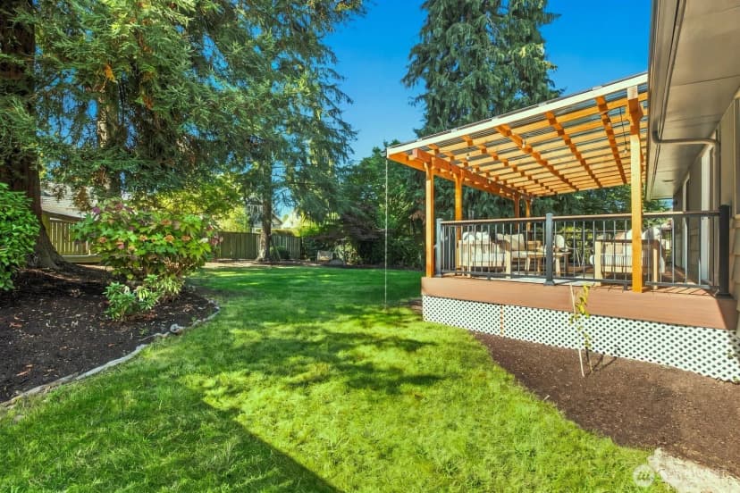 Property photo for 10515 12th Avenue Nw, Seattle photo 31