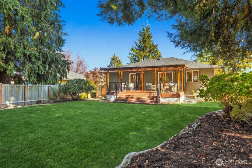 Property photo for 10515 12th Avenue Nw, Seattle photo 29