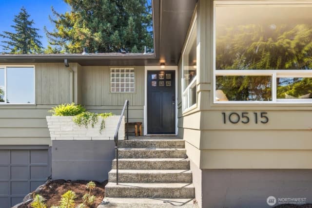 Property photo for 10515 12th Avenue Nw, Seattle photo 2