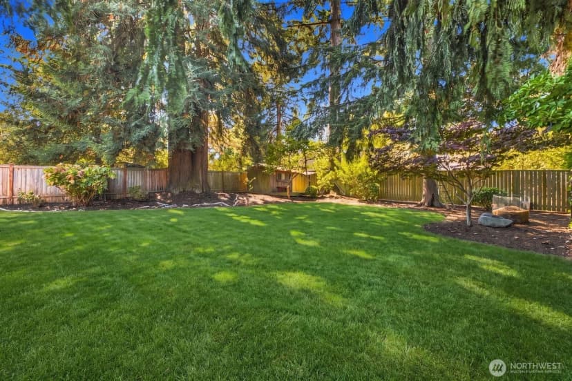 Property photo for 10515 12th Avenue Nw, Seattle photo 30