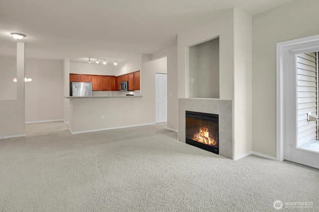 Property photo for 14915 38th Drive Se #dd116, Bothell photo 4