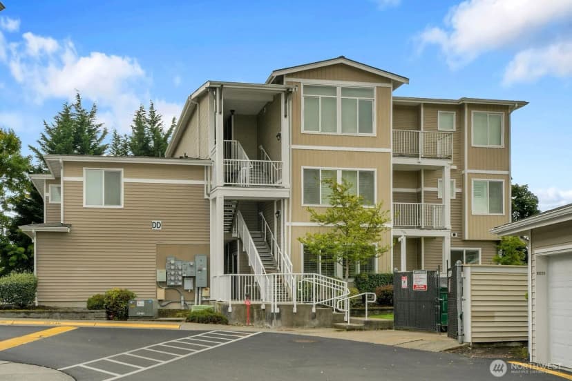 Property photo for 14915 38th Drive Se #dd116, Bothell photo 25