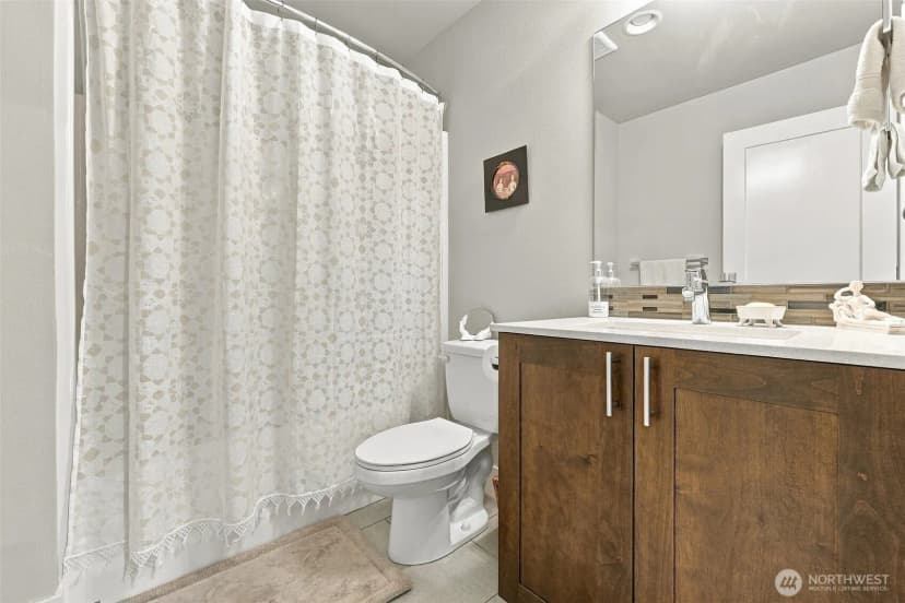 Property photo for 18234 73rd Avenue Ne #103, Kenmore photo 13