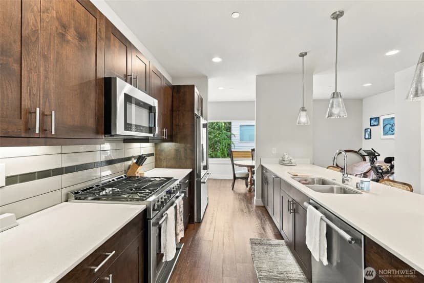 Property photo for 18234 73rd Avenue Ne #103, Kenmore photo 7
