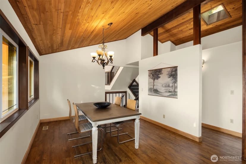 Property photo for 7016 165th Place Sw, Edmonds photo 9