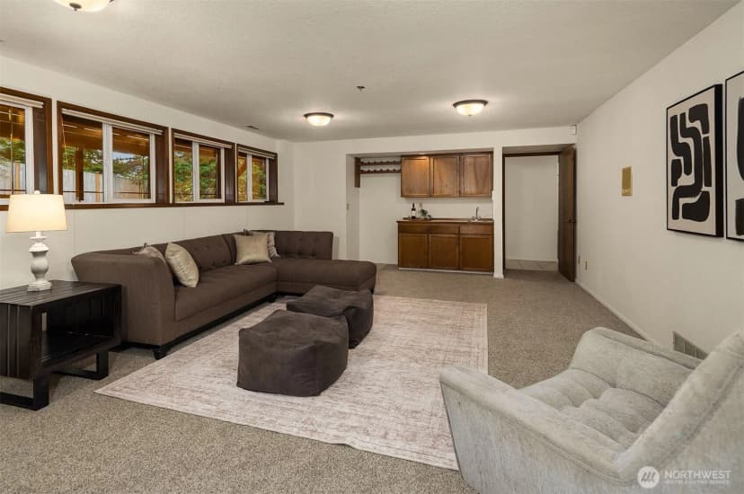 Property photo for 7016 165th Place Sw, Edmonds photo 27
