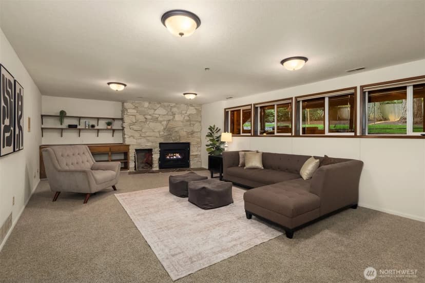 Property photo for 7016 165th Place Sw, Edmonds photo 26