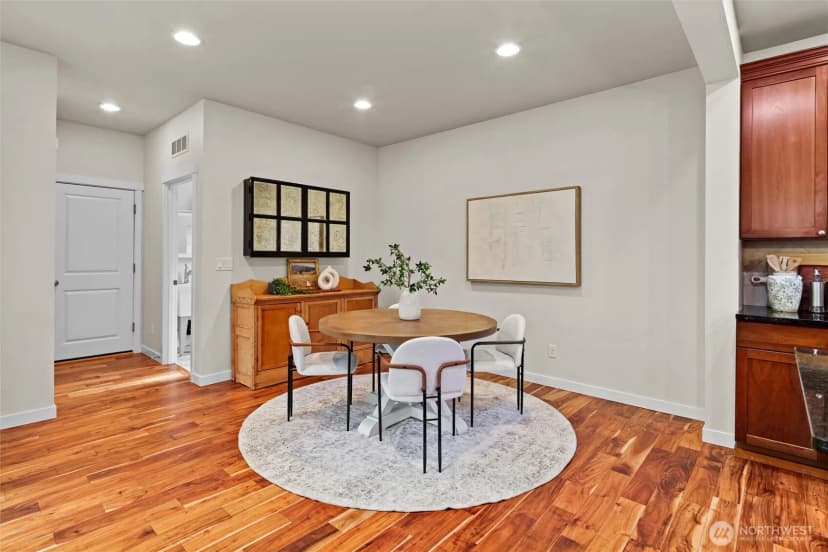 Property photo for 9306 Nye Avenue Se, Snoqualmie photo 11