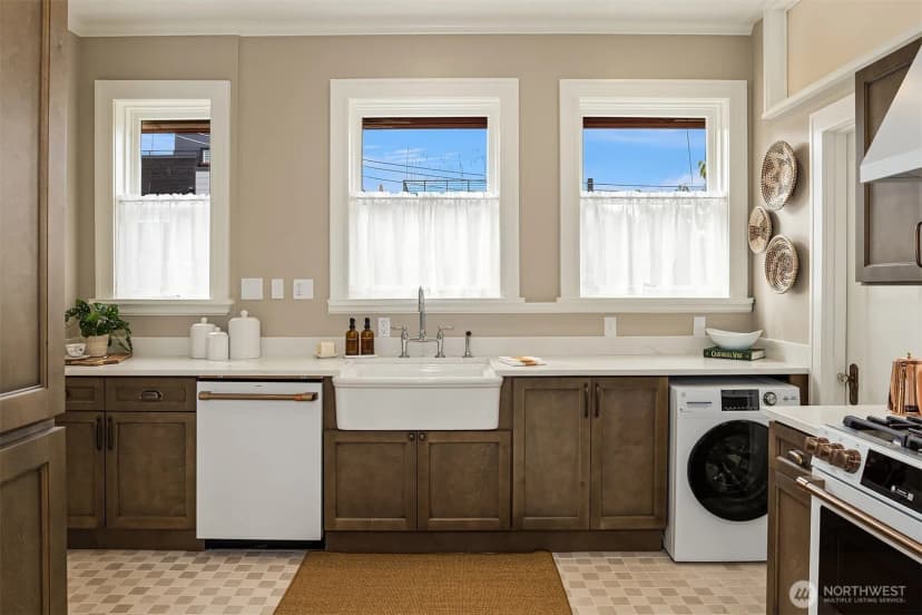 Property photo for 2901 Franklin Avenue E #a, Seattle photo 24