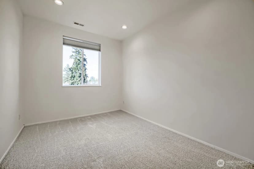 Property photo for 1016 E 40th Street, Tacoma photo 32