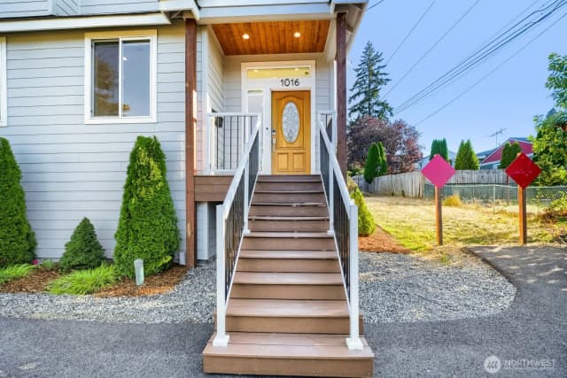 Property photo for 1016 E 40th Street, Tacoma photo 3