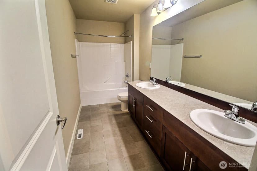 Property photo for 6321 Victoria Avenue Se, Auburn photo 20