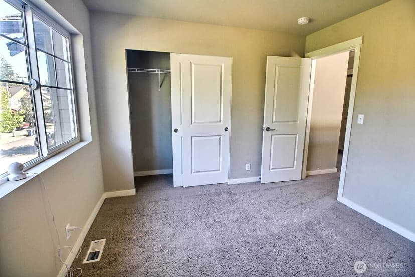 Property photo for 6321 Victoria Avenue Se, Auburn photo 15