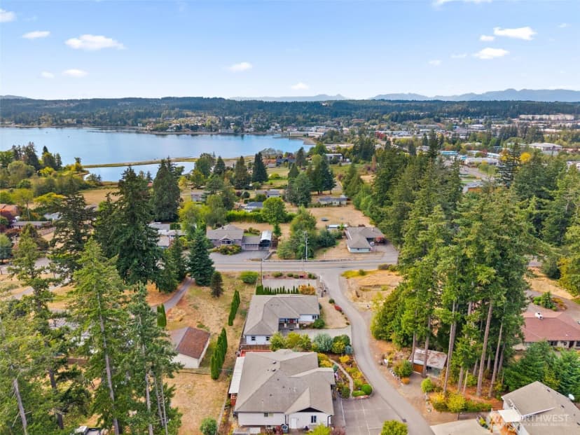 Property photo for 1987 Nw Rampart Ridge Court, Bremerton photo 34