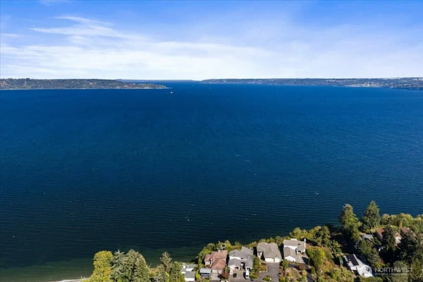 Property photo for 29860 Marine View Drive Sw, Federal Way photo 36