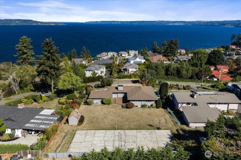 Property photo for 29860 Marine View Drive Sw, Federal Way photo 27