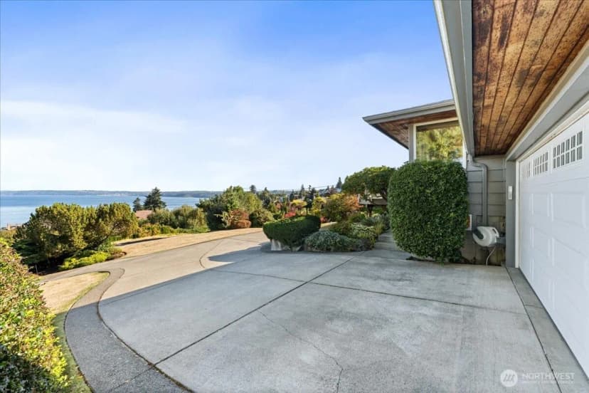 Property photo for 29860 Marine View Drive Sw, Federal Way photo 34