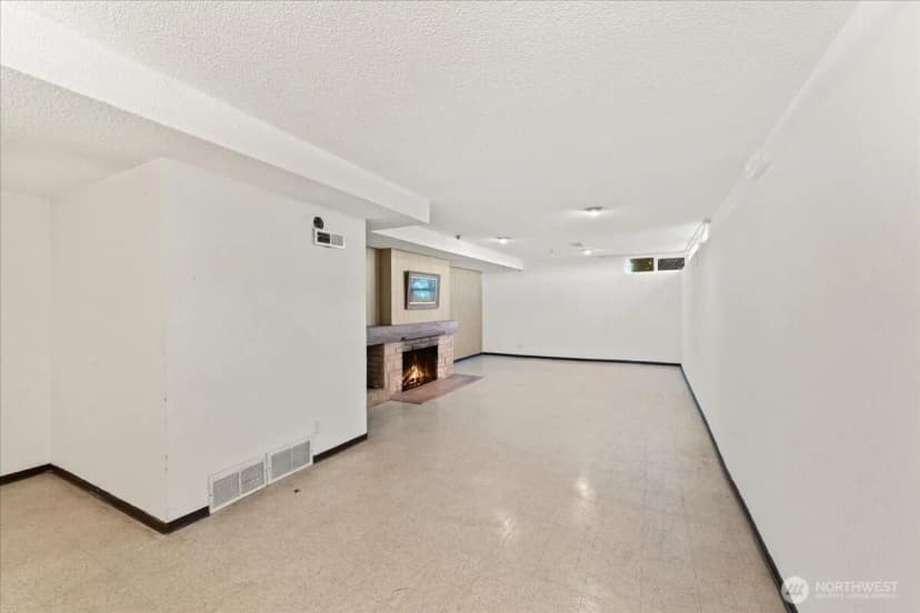 Property photo for 29860 Marine View Drive Sw, Federal Way photo 25