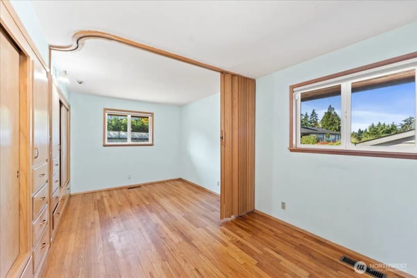 Property photo for 29860 Marine View Drive Sw, Federal Way photo 20