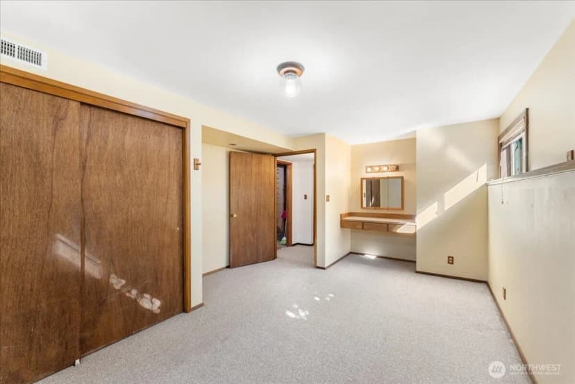 Property photo for 29860 Marine View Drive Sw, Federal Way photo 24