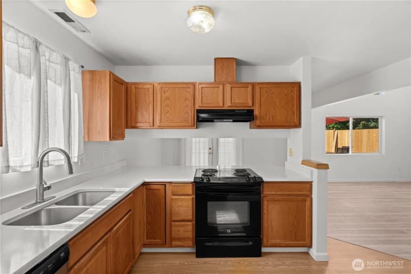 Property photo for 19920 14th Avenue E, Spanaway photo 4