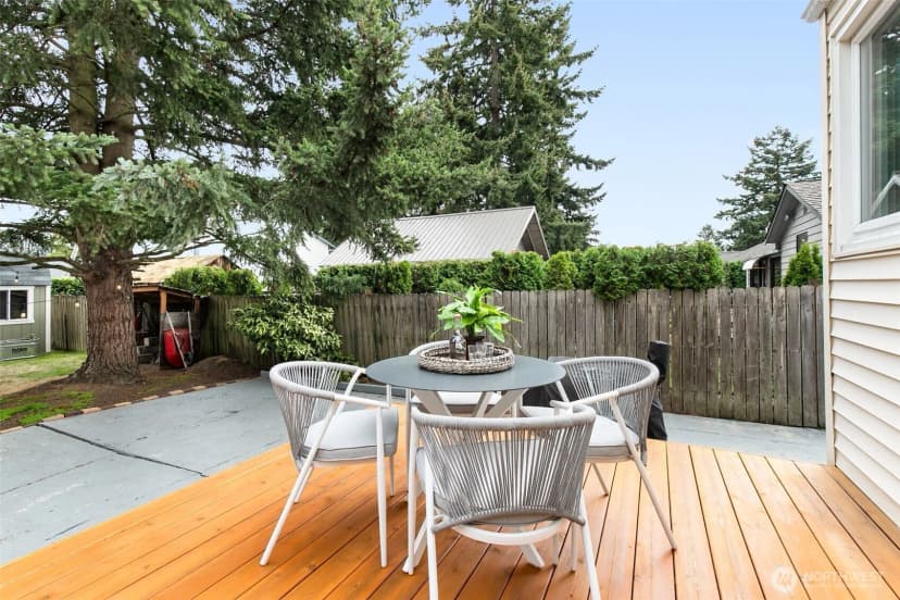 Property photo for 13424 2nd Avenue Sw, Burien photo 27