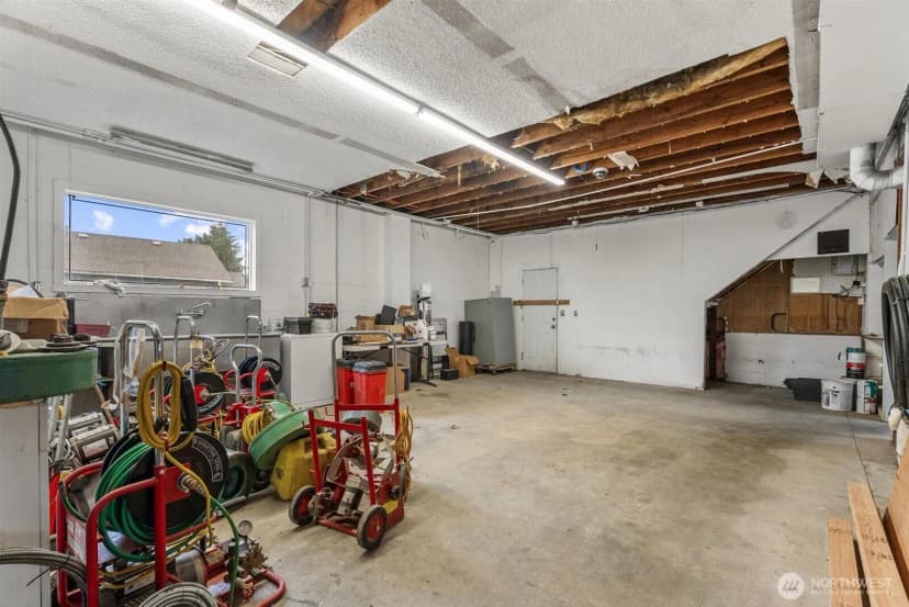 Property photo for 9412 Portland Avenue E, Tacoma photo 18