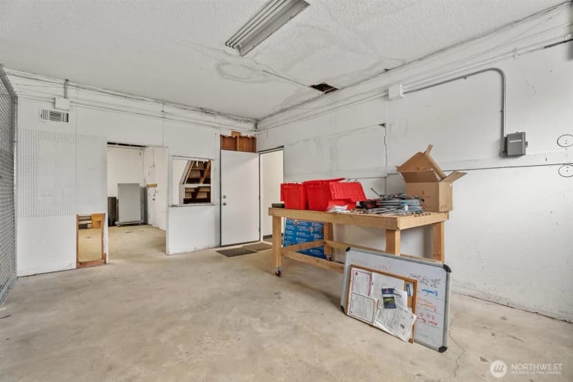 Property photo for 9412 Portland Avenue E, Tacoma photo 16