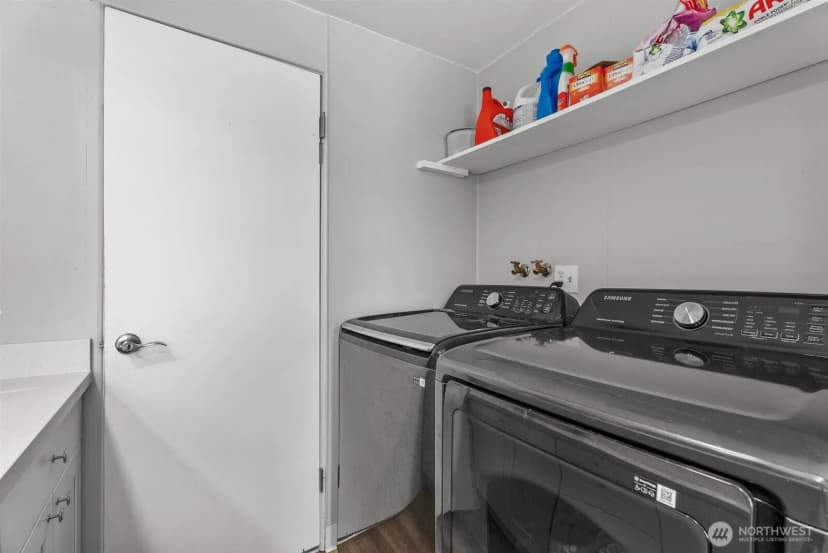 Property photo for 9412 Portland Avenue E, Tacoma photo 34