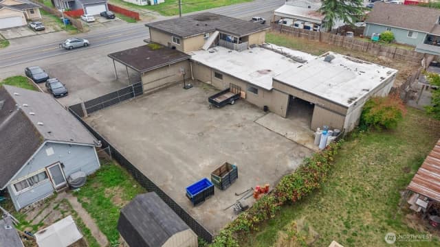 Property photo for 9412 Portland Avenue E, Tacoma photo 4