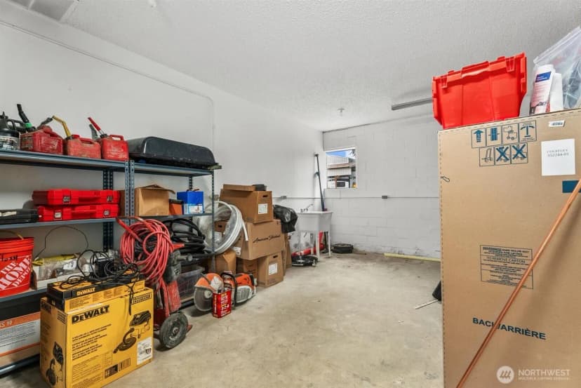 Property photo for 9412 Portland Avenue E, Tacoma photo 20