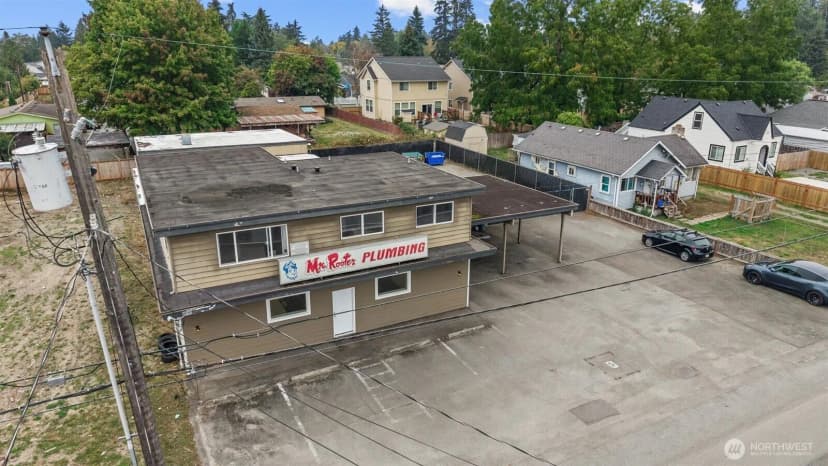 Property photo for 9412 Portland Avenue E, Tacoma photo 6
