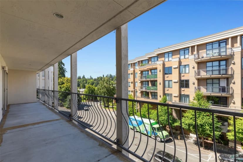 Property photo for 10129 Main Street #306, Bellevue photo 25