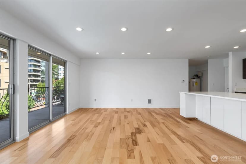 Property photo for 10129 Main Street #306, Bellevue photo 6