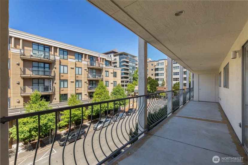 Property photo for 10129 Main Street #306, Bellevue photo 26