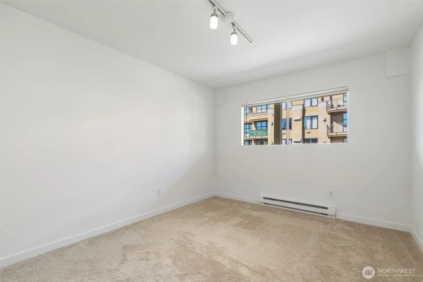 Property photo for 10129 Main Street #306, Bellevue photo 19