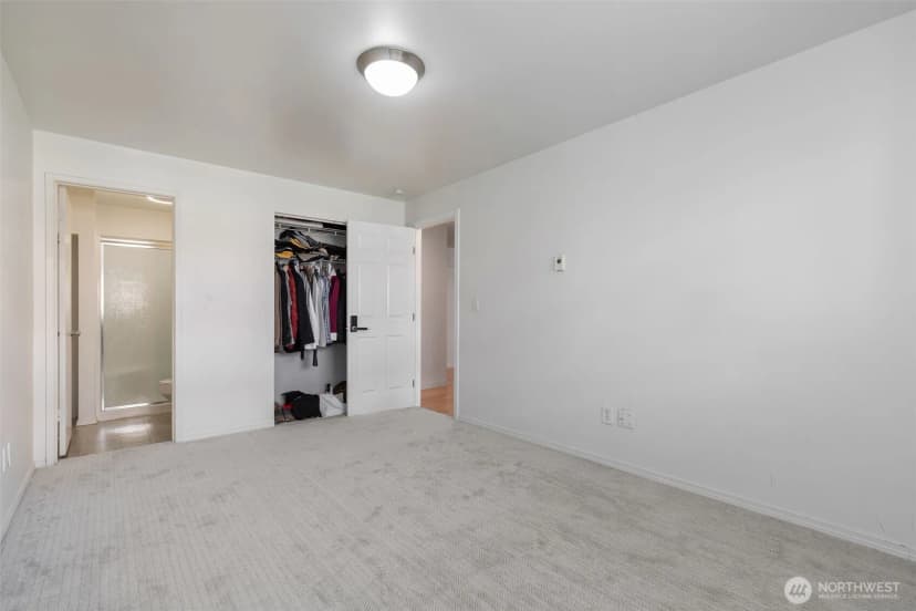 Property photo for 10129 Main Street #306, Bellevue photo 17