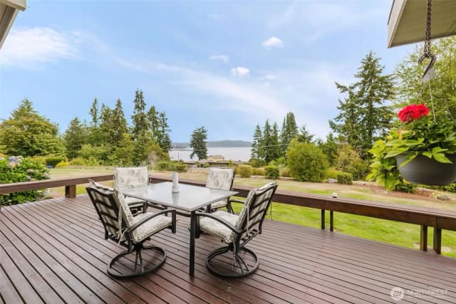 Property photo for 8167 E Cricket Lane, Port Orchard photo 4
