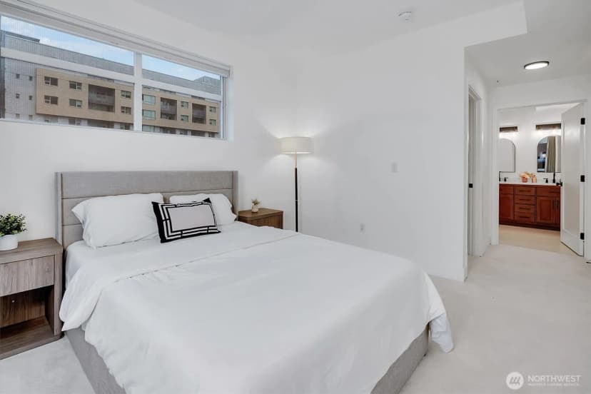 Property photo for 300 110th Avenue Ne #314, Bellevue photo 17