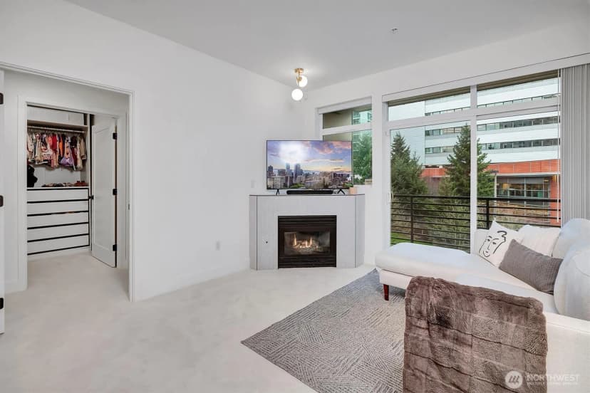 Property photo for 300 110th Avenue Ne #314, Bellevue photo 21
