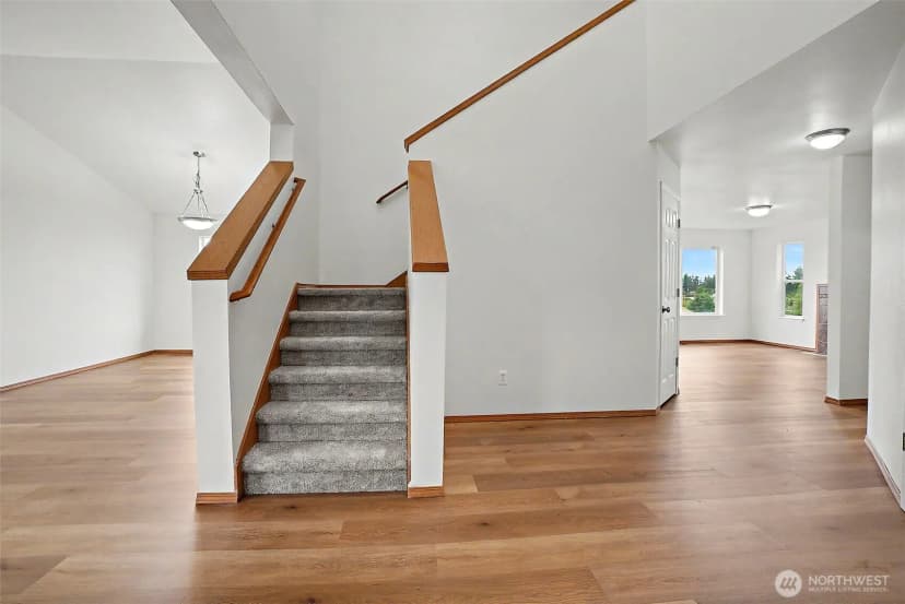 Property photo for 2213 189th Street E, Tacoma photo 3