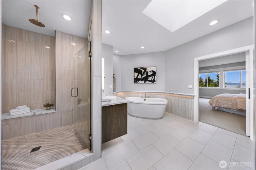 Property photo for 4620 Seahurst Avenue, Everett photo 19