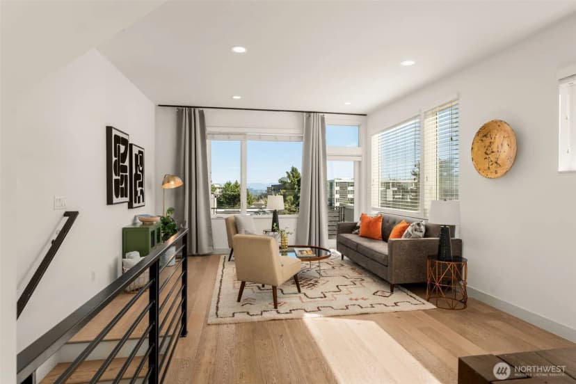 Property photo for 104 -a 19th E, Seattle photo 6