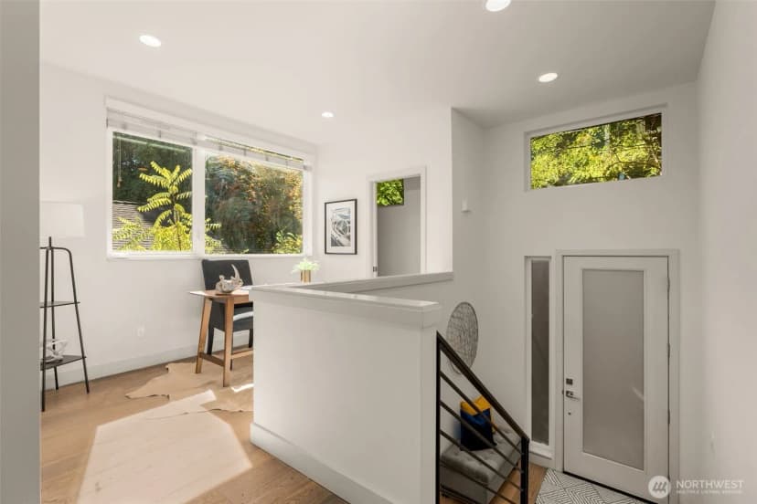 Property photo for 104 -a 19th E, Seattle photo 17